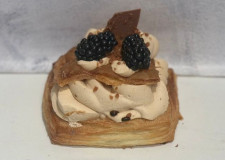 Fastelavns bolle med karamel skum